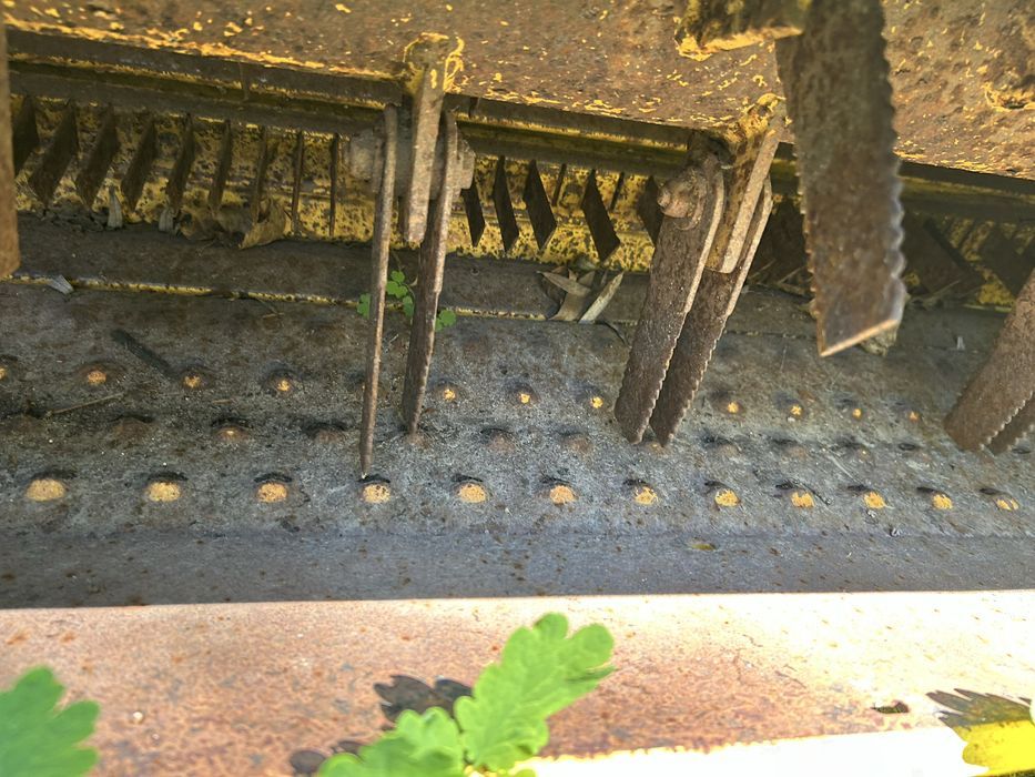 Sieczkarnia słomy czesci szarpacz New Holland TX66