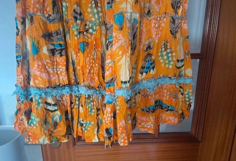 Sia comprida amarela torrada