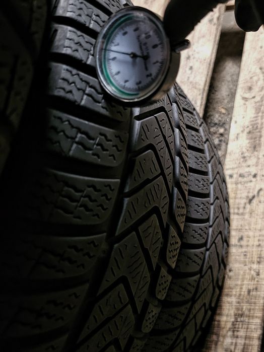 Зимові 205/50r17 Pirelli | 7.5/6.5mm | 2024 | Преміум шини | Ідеальні