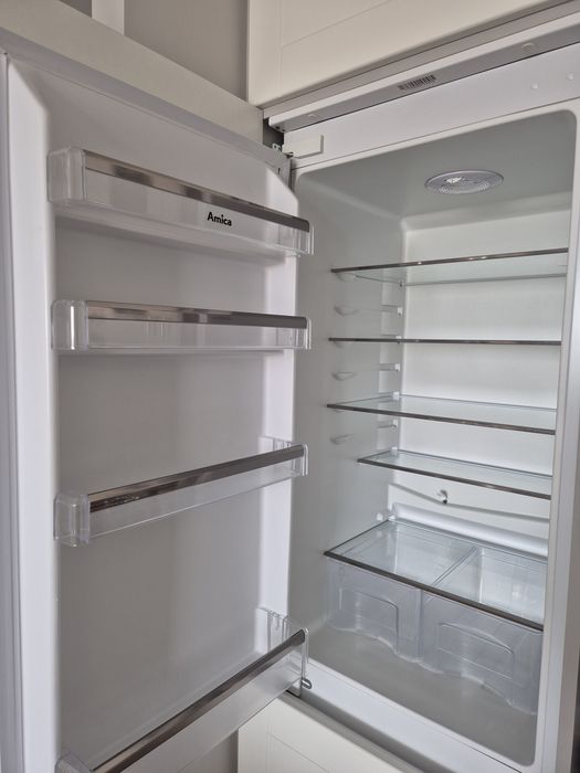 Lodówka Amica do zabudowy