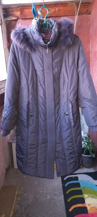 Новий зимовий плащ - розмір 52, більш детальні заміри в описі.