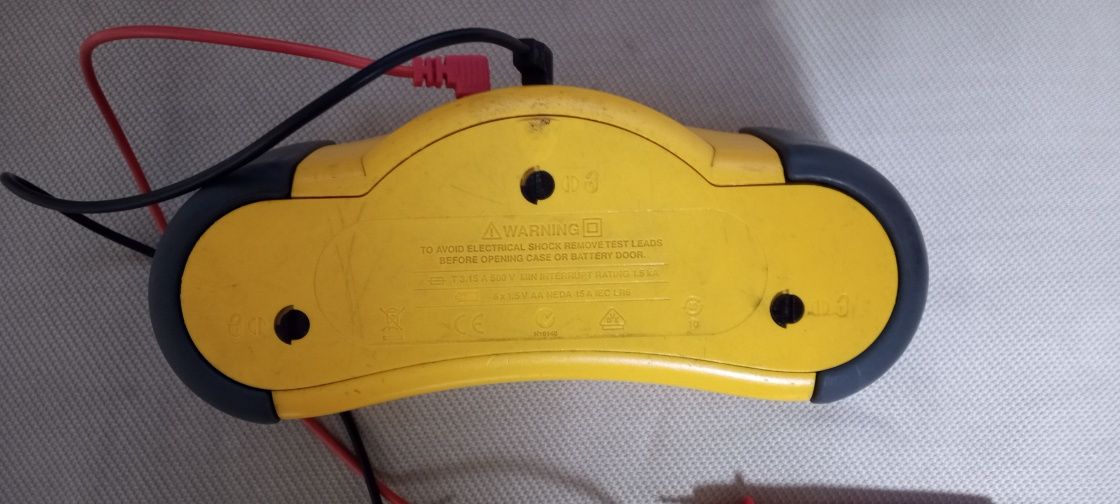 Тестер електричних установок Fluke 1653B