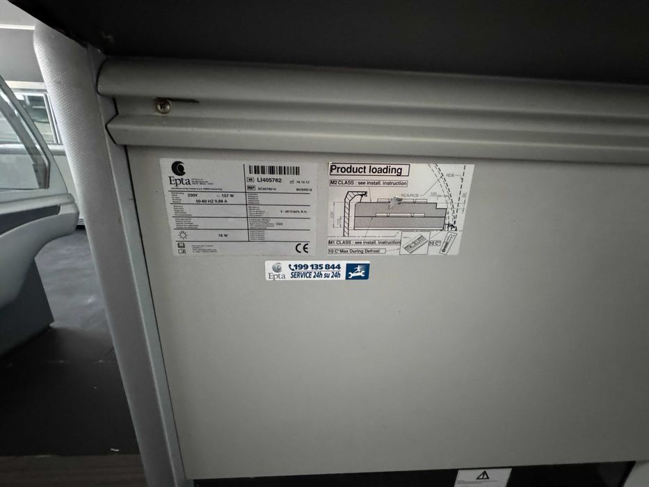 Vitrinas Refrigeradas Profissionais para Talho/Supermercado - 4,5m