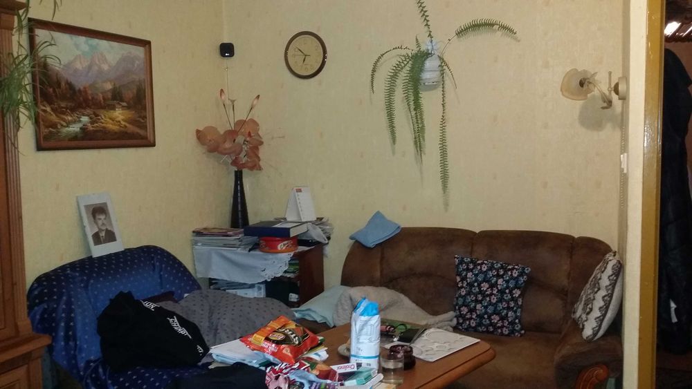 Sprzedam 2-pokojowe. Czwarte piętro.  Własna kotłownia na cały blok.