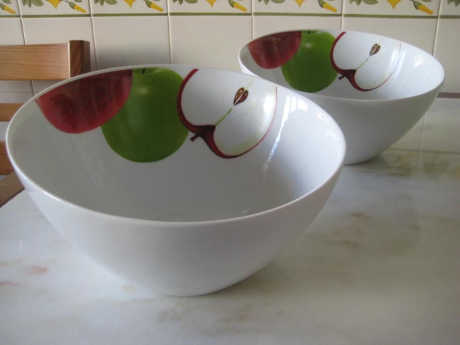 2 Saladeiras + 2 Travessas louça maçãs (Nunca usadas)