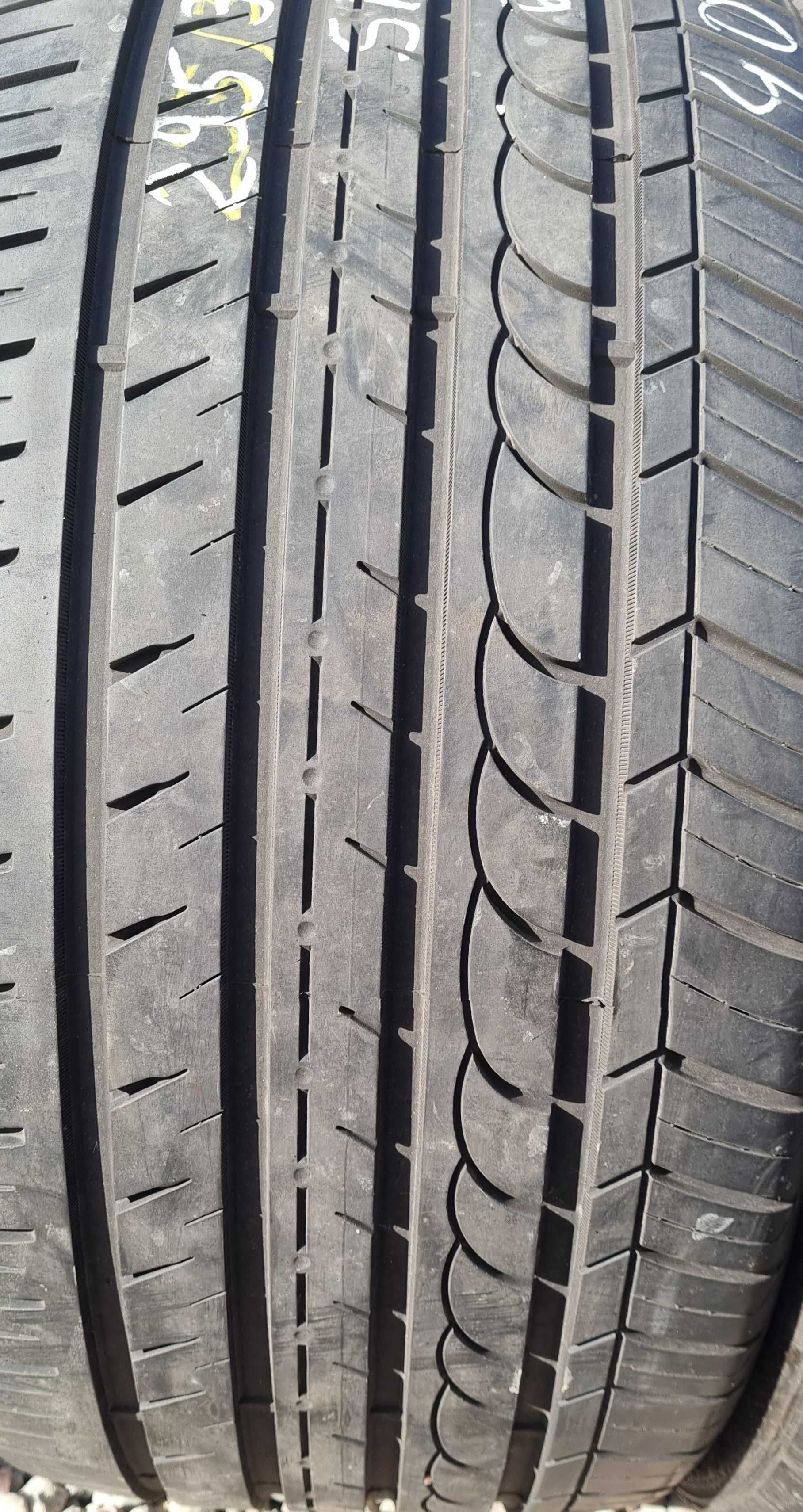 295/35ZR21 Blacklion ChampointBU66