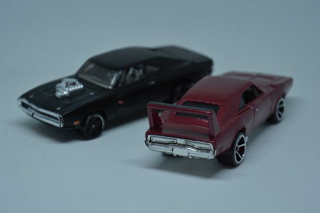 Dodge Charger R/T oraz dodge charger daytona hot wheels
