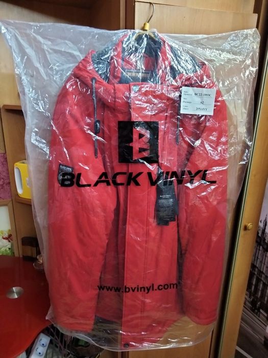 Продам мужскую зимнюю курту