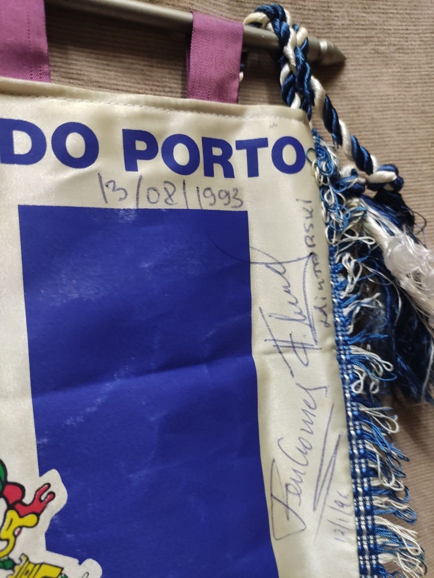 Galhardete FCPorto 1993 assinado