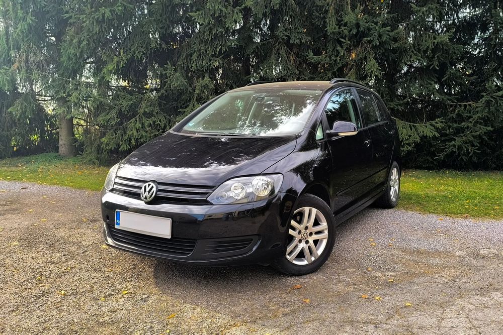 Volkswagen Golf Plus Ekonomiczny samochód z małym przebiegiem
