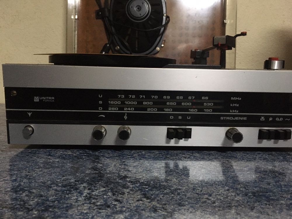 Radio z adapterem Unitra Fonica