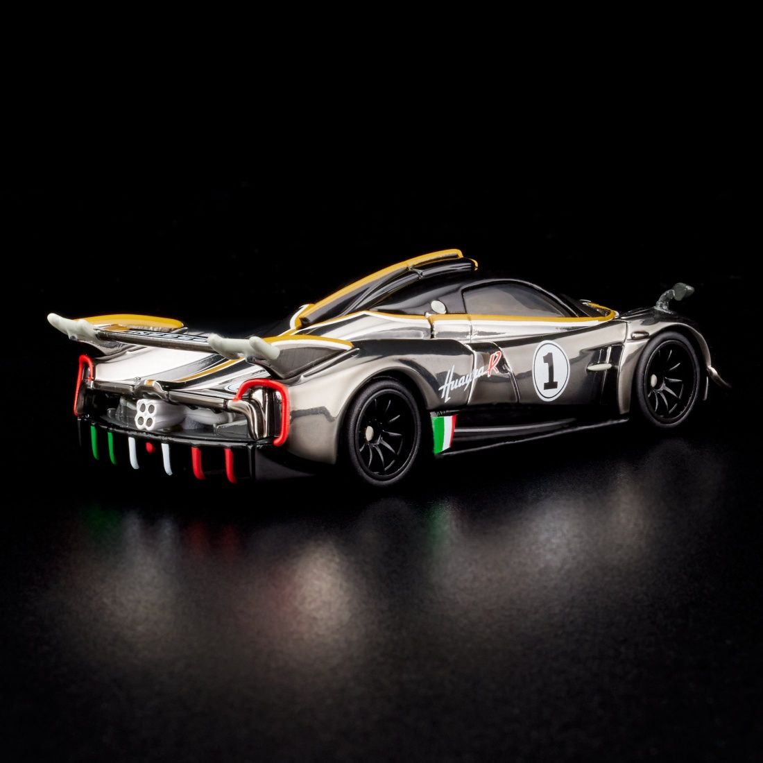 RLC Exclusive ‘21 Pagani Huayra R Hot Wheels