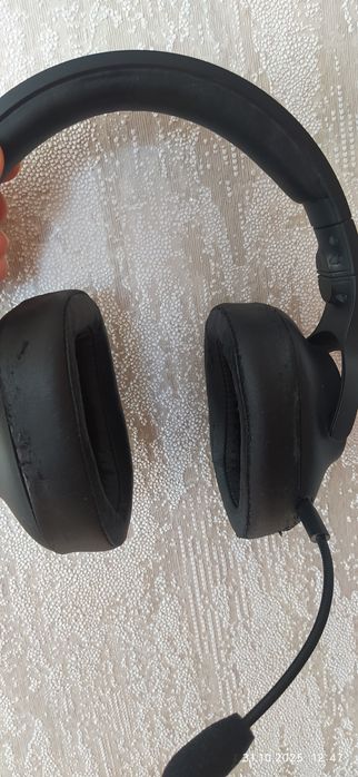 Навушники ігрові з мікрофоном.