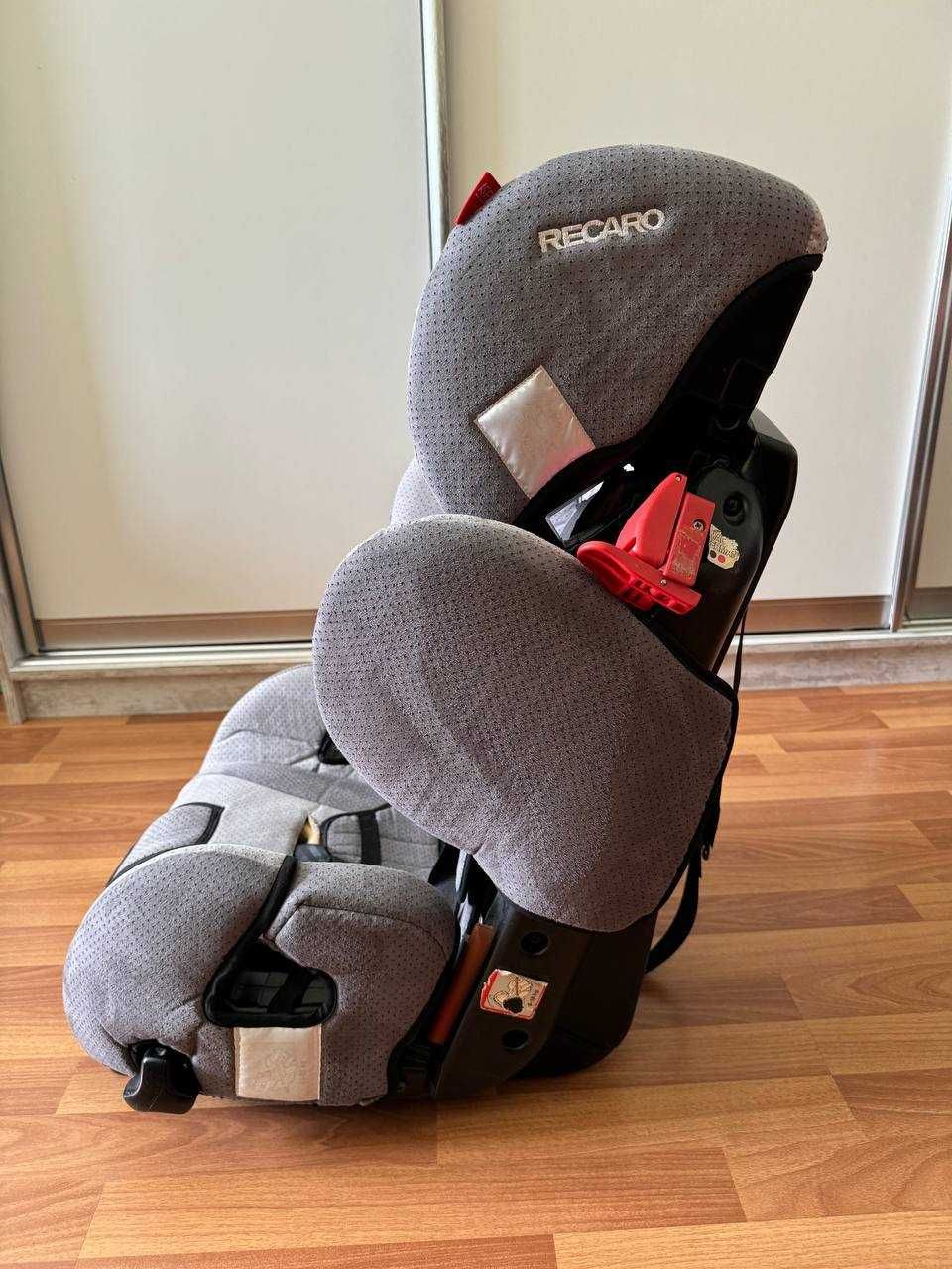 Автокрісло RECARO Young Sport HERO (Prime Silent Grey)