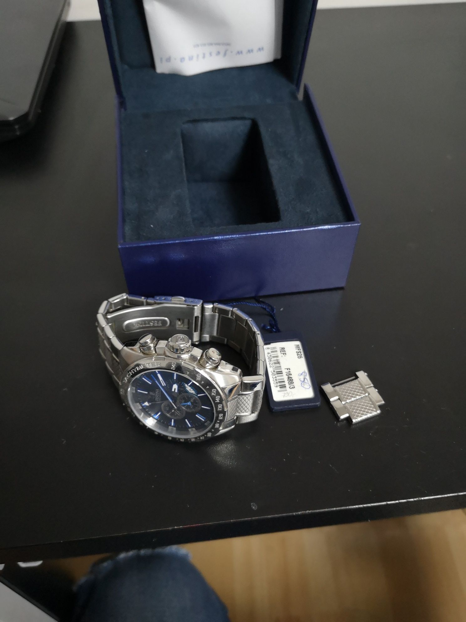 Zegarek Festina.