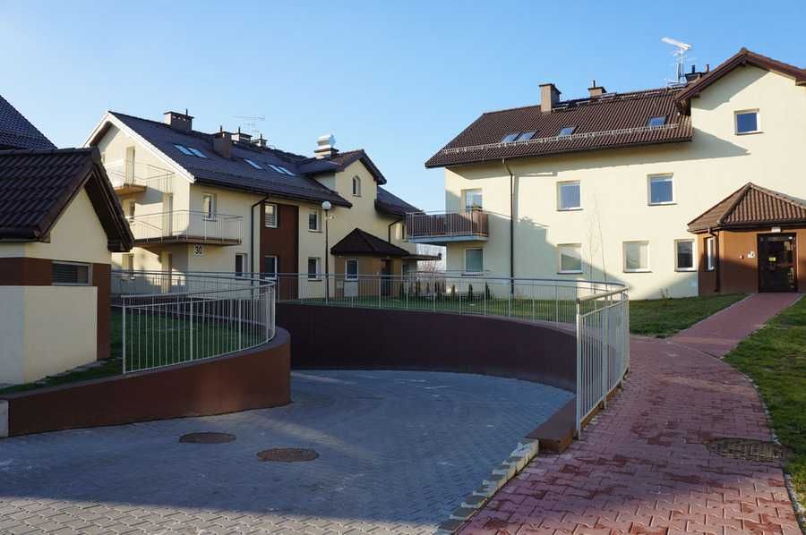 35 m2 miexzkania + odzielna kuchnia + balkon - Bronowice Male