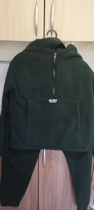 Продам очень теплый костюм