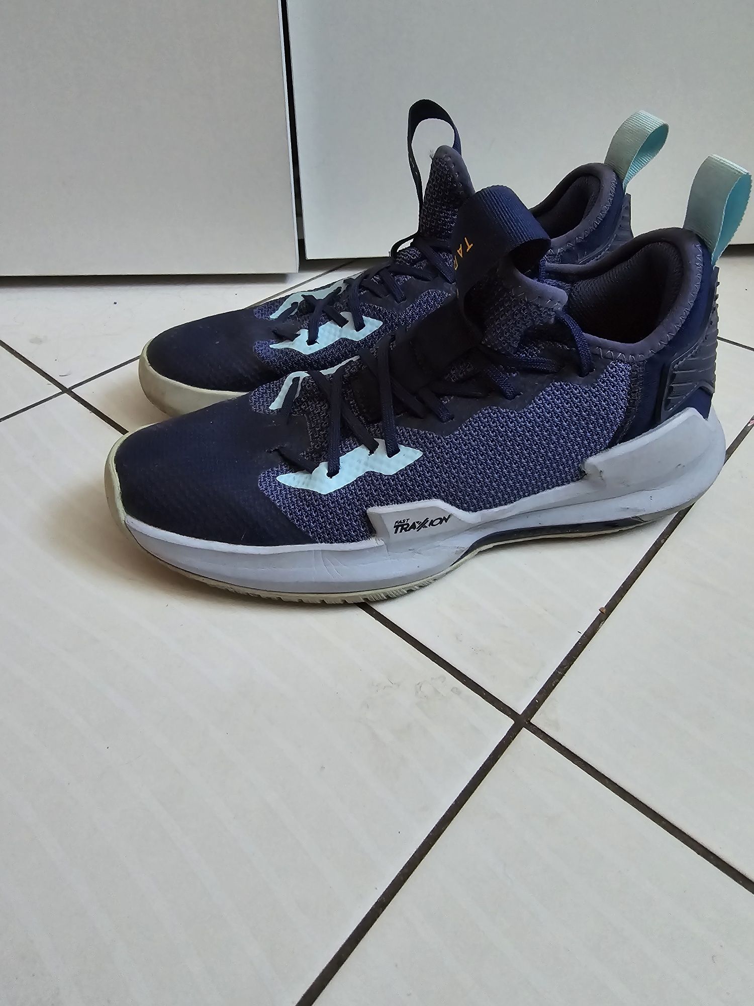 Buty męskie adidasy rozmiar 43 tarmak