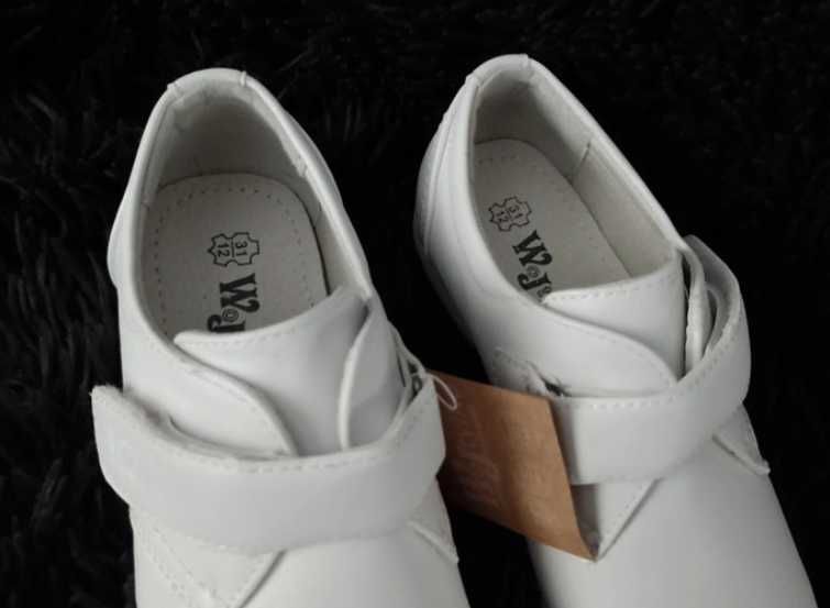 Buty dziecięce białe Wojtylko rozmiar 31 (185)