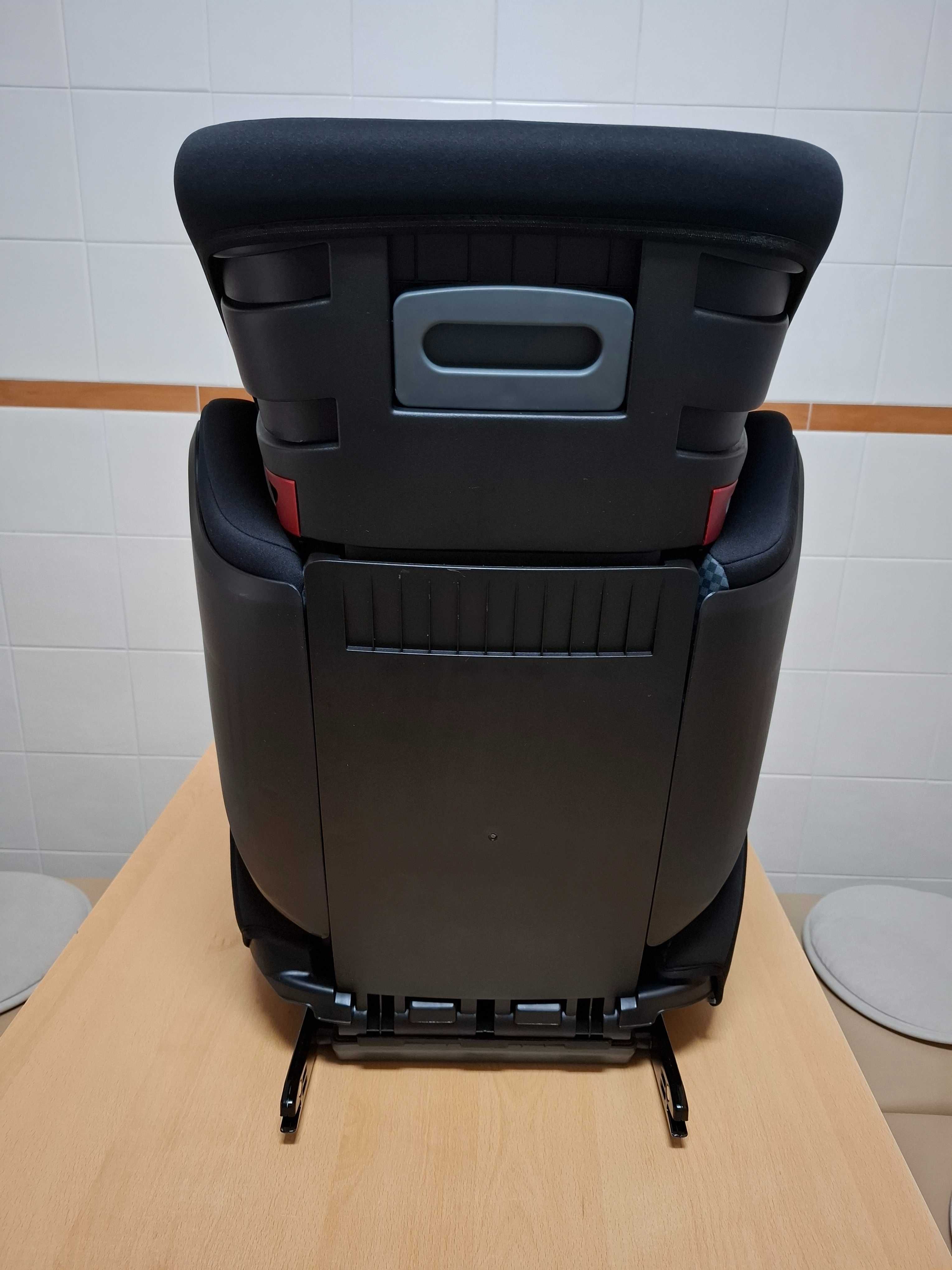 Cadeira Auto “BEBECONFORT” com Isofix