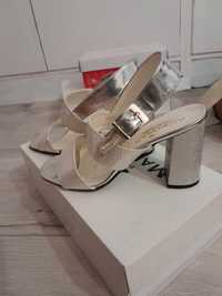 Buty damskie Nowe.