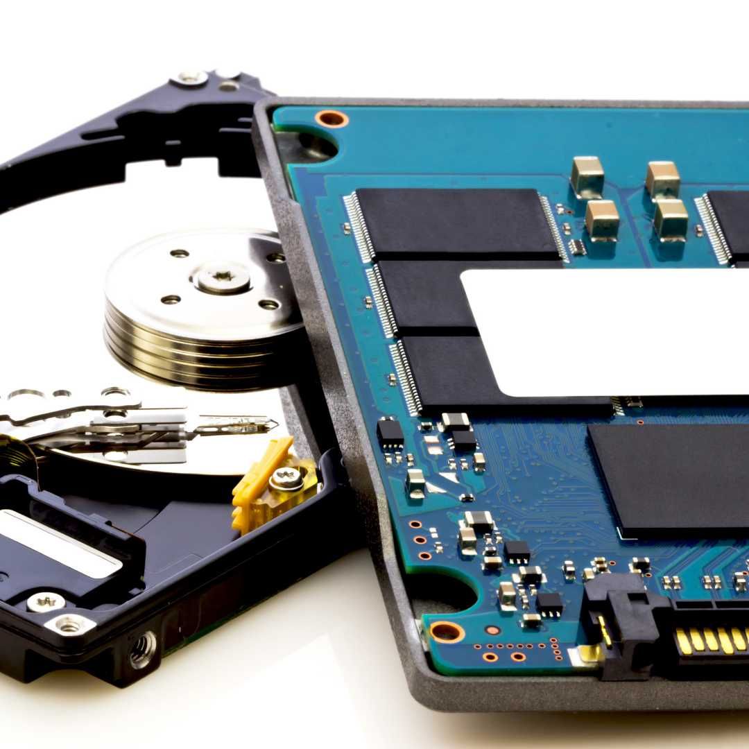 Odzyskiwanie danych z dysku twardego HDD oraz dysku SSD