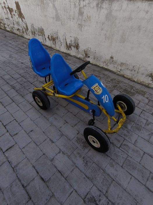 Carro a pedais profissional