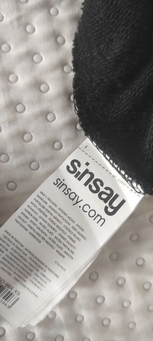 Spodnie dresowe marki Sinsay rozmiar XS nowe z metką
