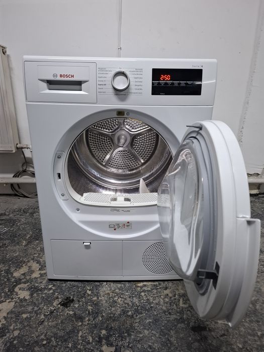 Сушильна машина Bosch WTG844H0/02