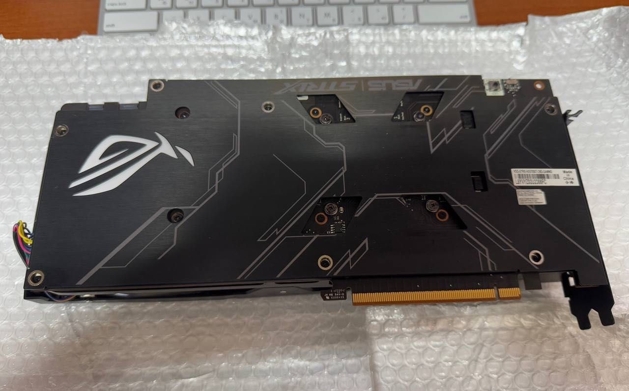 Відеокарта ASUS ROG Strix RX5700XT 8gb