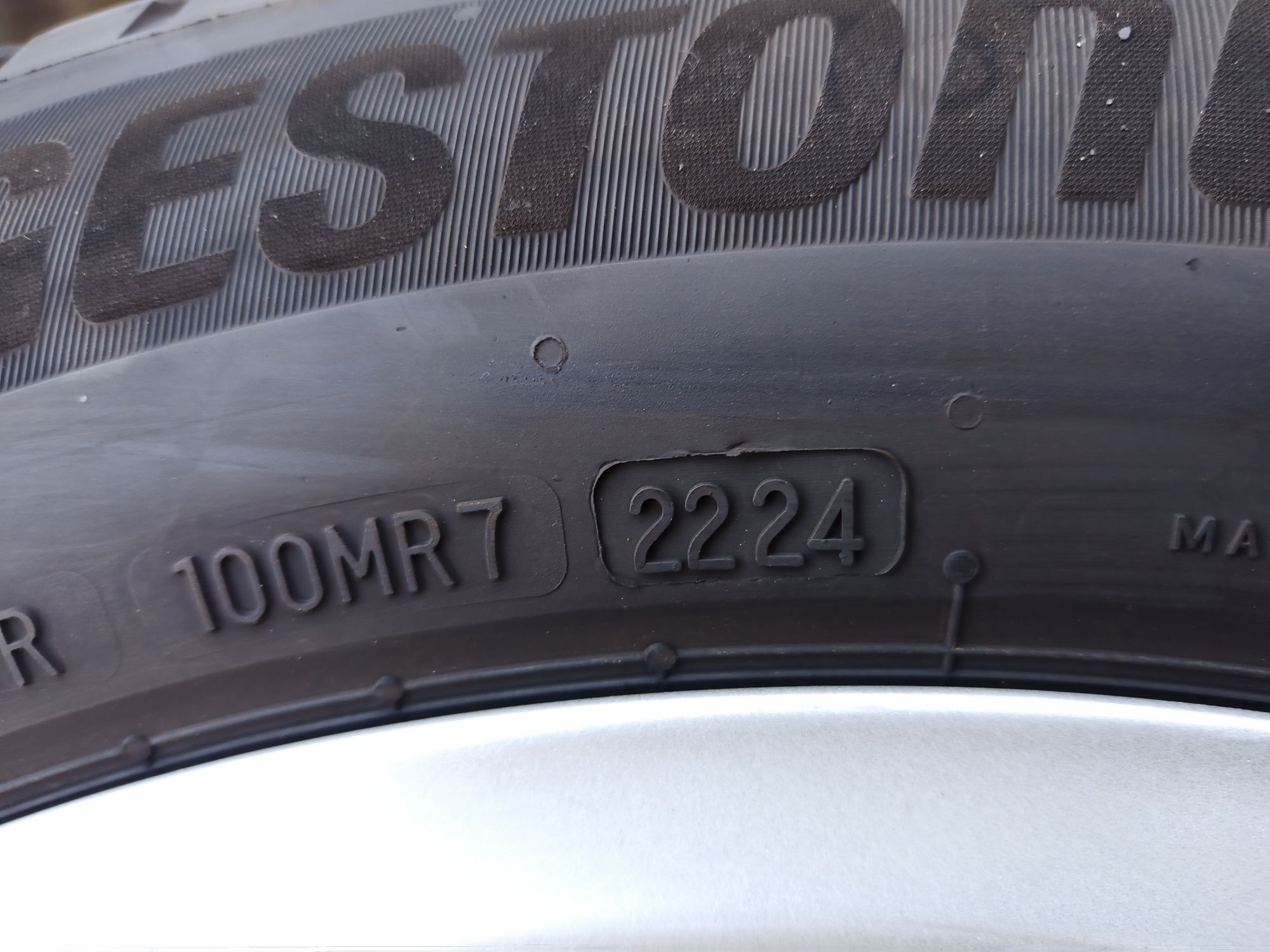 Koła całoroczne Bridgestone 235/55R17 VW Multivan Caravelle T6.1 T6 T5