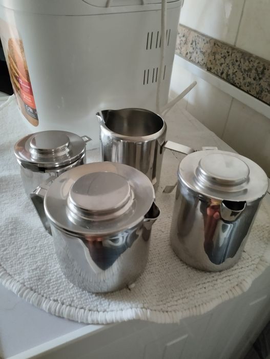 Conjunto 4 bules em Inox