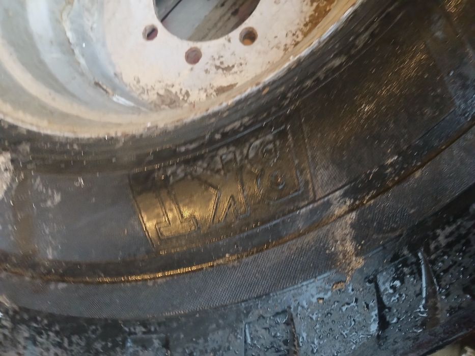 kola opony  600 55 r 26.5 do  beczkowozu rozrzutnika kombajn grimme