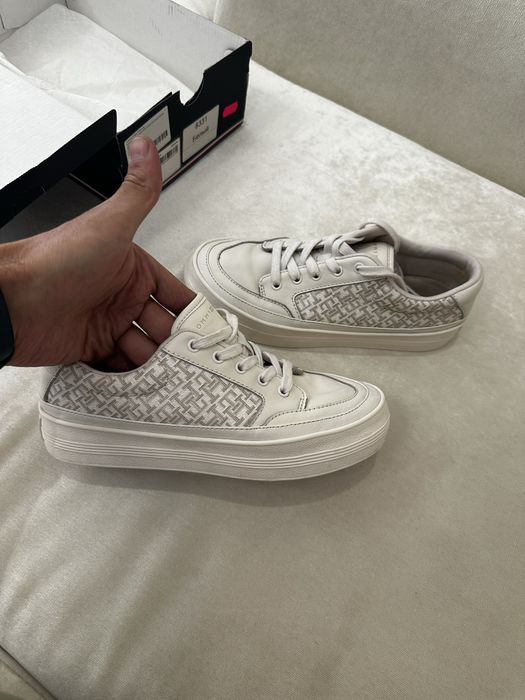 Кеди Tommy Hilfiger жіночі