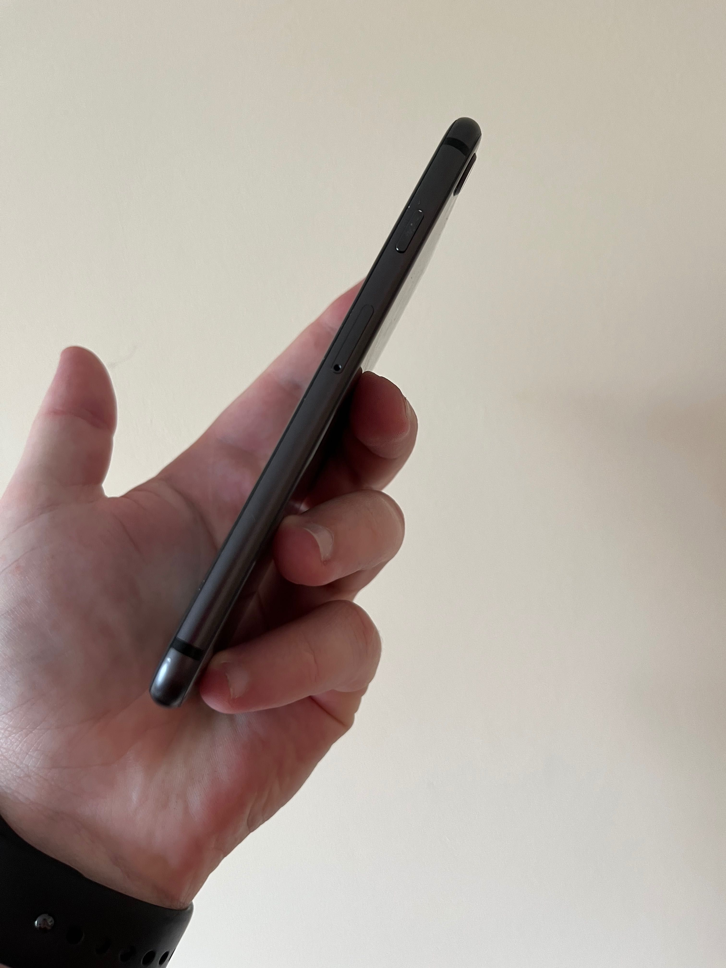 iPhone 8 SpacesGray Neverlock Айфон 8 Неверлок