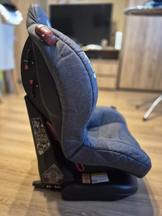 Fotelik samochodowy Sun Baby z mocowaniem isofix 9-25 kg.