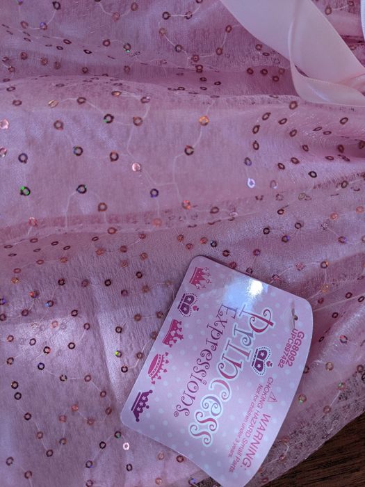 Saia com lantejoulas menina 3 anos com etiqueta