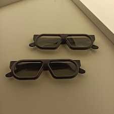 Okulary 3D LG Master Mage - używane, 2 sztuki