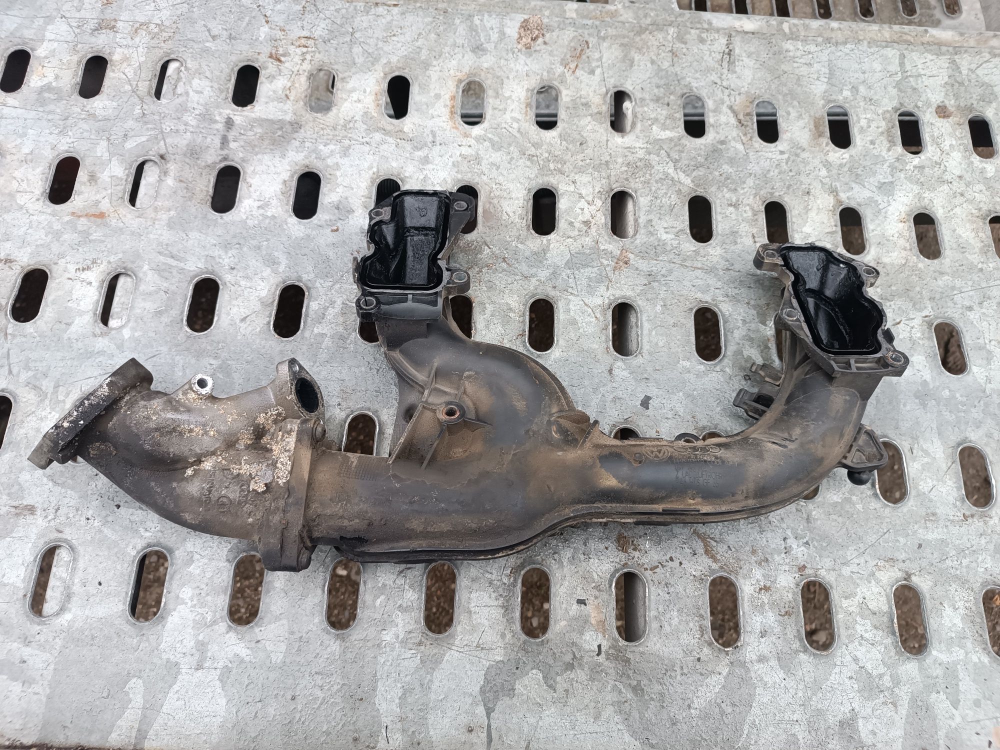 Kolektor ssący audi A6 C6 A8 D3 3.0tdi bmk bpp asb 059,145,762b