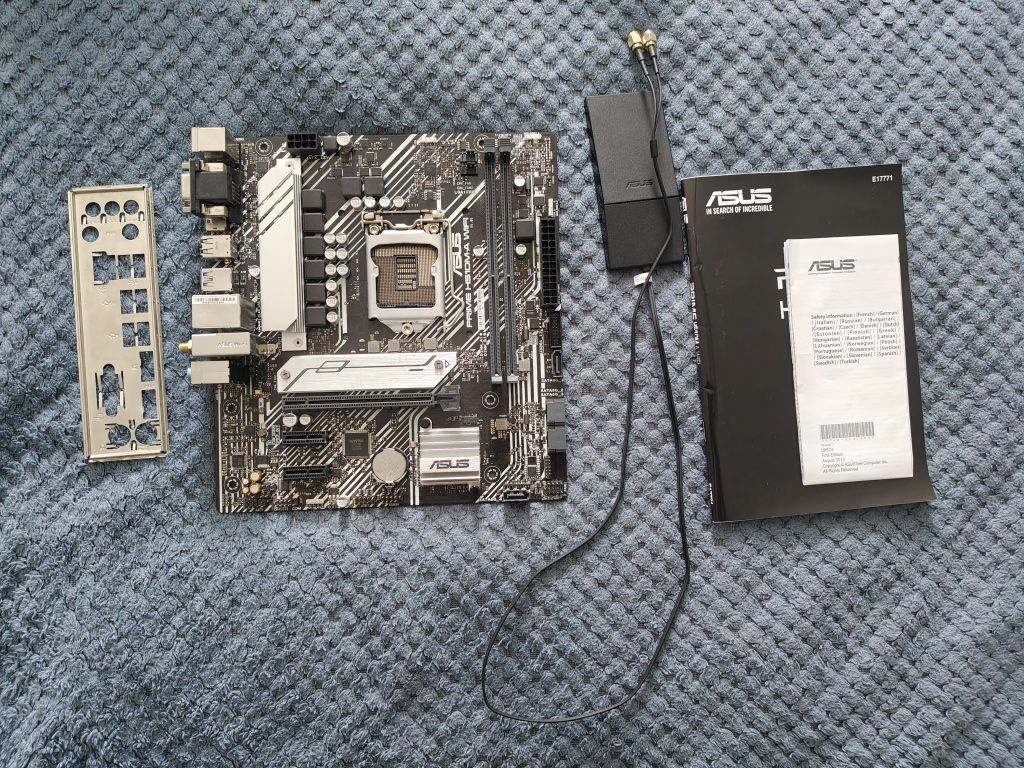 Материнська плата H510