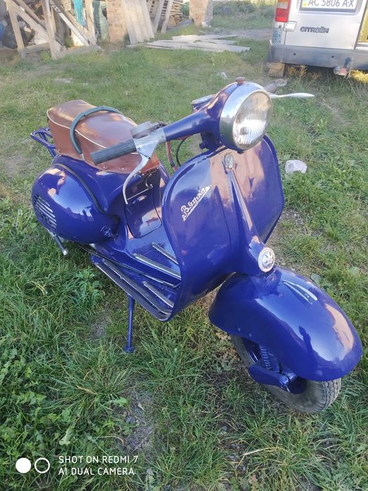 рідкісний ретромоторолер В'ятка ВП-150 ,на ходу