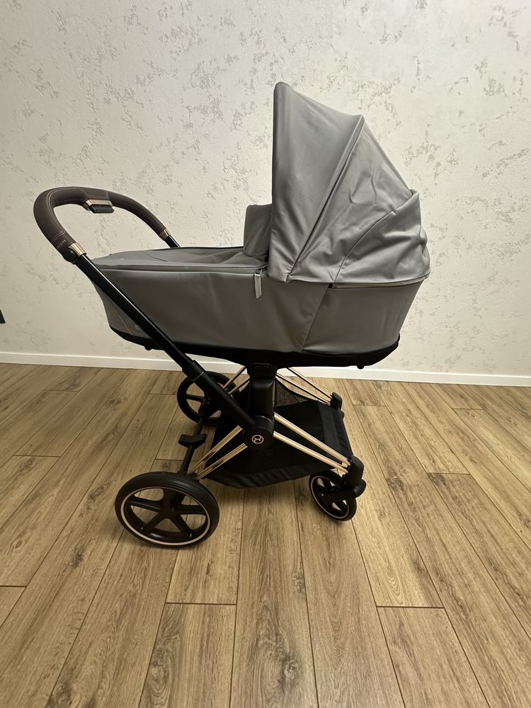 Продам візочок Cybex Priam 4.0 2024 рік.