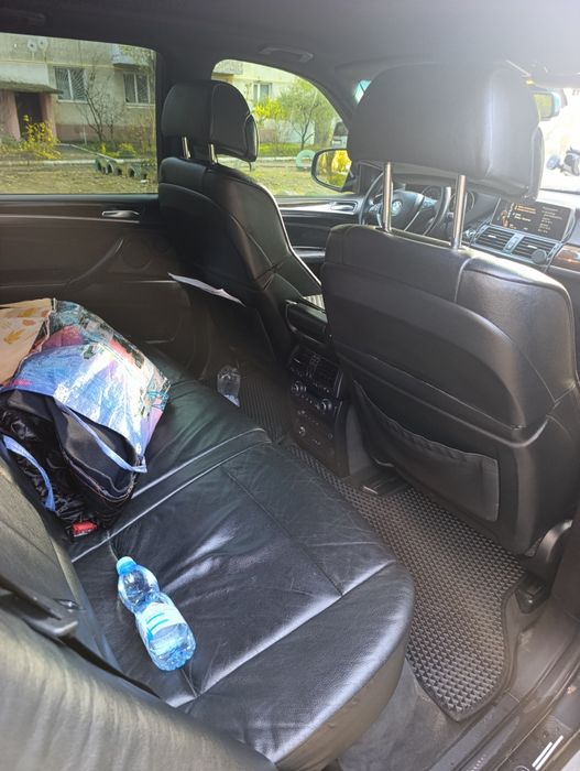 Продам БМВ х5 е70