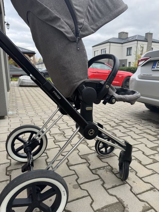 Cybex Priam Lux Manhattan Grey