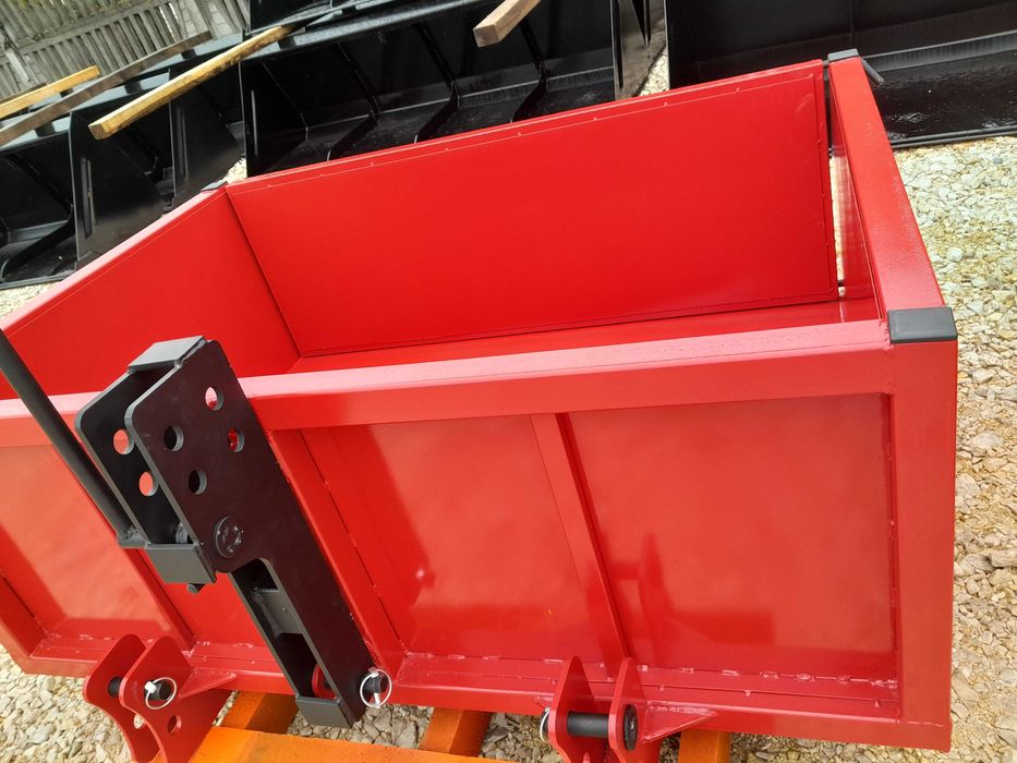 Nowość skrzynia transportowa do traktora na tylni tuz solidna DOSTAWA