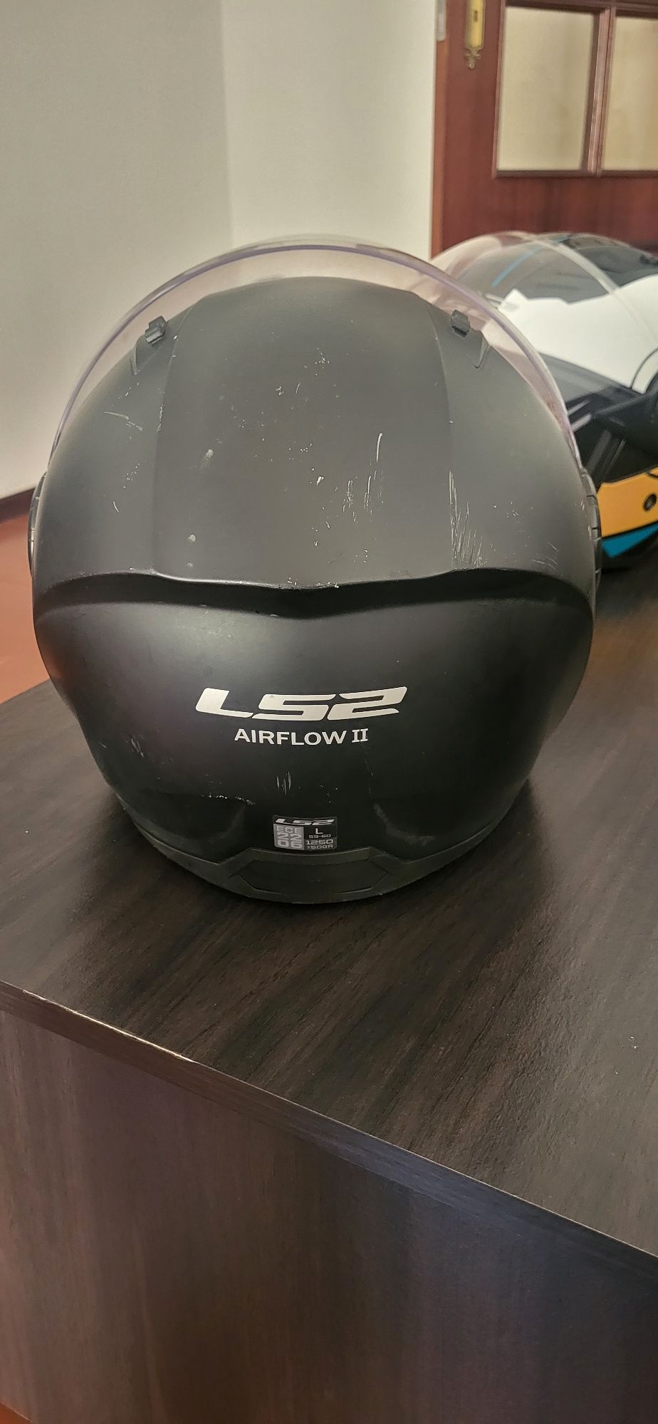 2 Capacetes helmet proteção