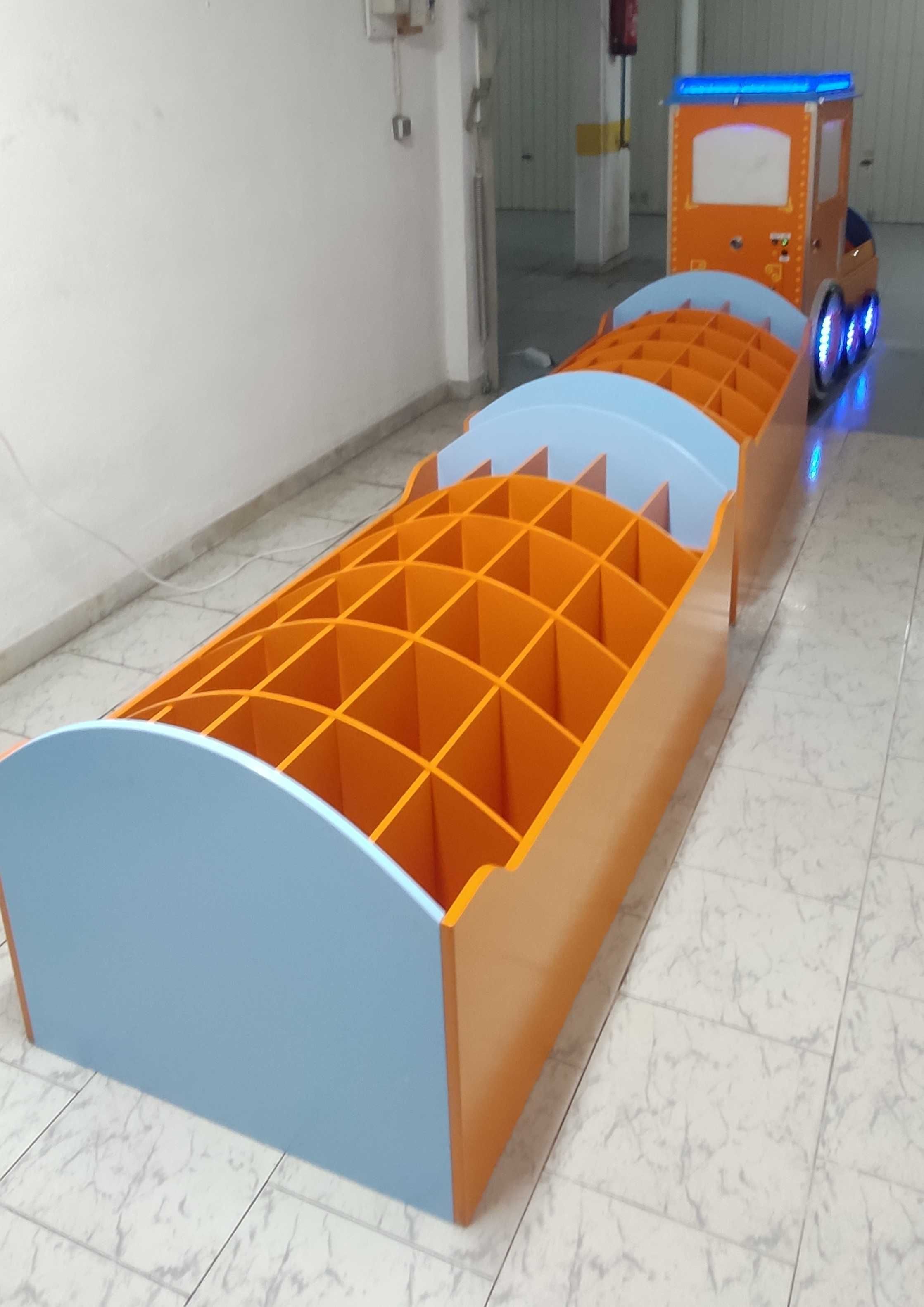 Máquina de enchimento de fibra em forma de Comboio expositor