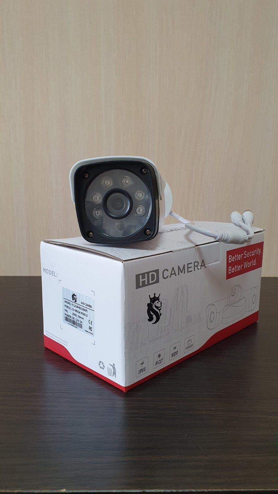 Уличная металлическая AHD камера видеонаблюдения на 2 Мр (1080р)