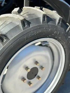 Доступний обмін! Скаут TY TE Мінітрактор 50 к.с. 4x4, 2-дискове зчепле