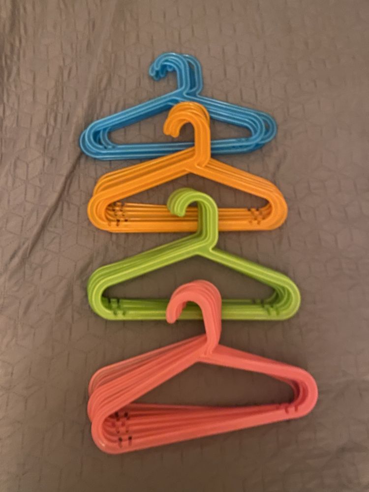 Wieszaki Ikea Bagis dla dzieci